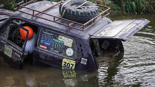 财务状况受 财务状况受